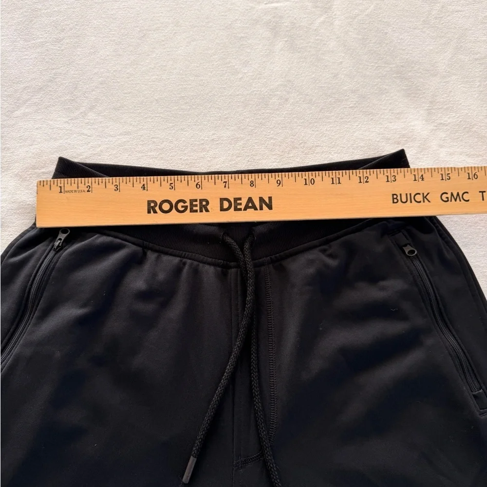 Under Armour Men’s Black Jogger Sweatpants Loose Fit Size M Zip Pockets - Picture 7 of 9